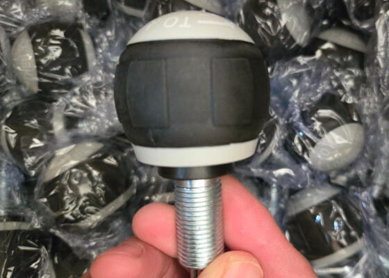 Komersial Berat Bangku Pin 0.01mm Toleransi Nilon Baja Gym Mesin Berat Pin