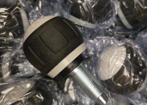 Yellow Caps Gym Equipment Parts / Weight Pop Pin Untuk Perlengkapan Kekuatan