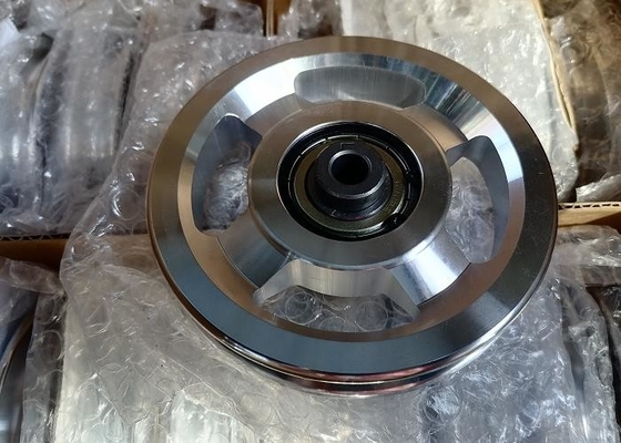 Paduan Bahan Gym Equipment Pulley 4.5 Inch Rol Peralatan Kesehatan Desain Merah