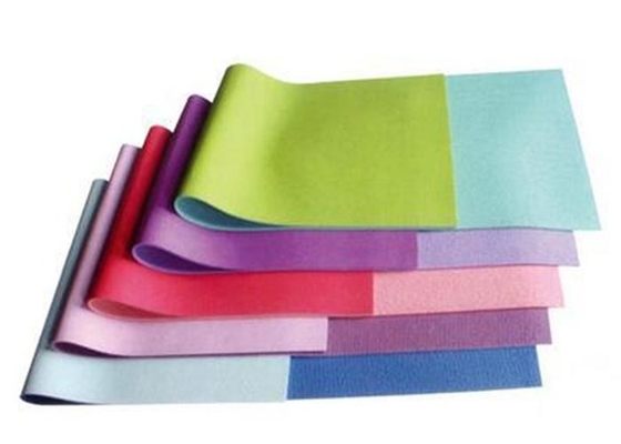 Ringan NBR Yoga Mat / Yoga Latihan Mat 1730 X 610mm X 5mm Untuk Klub Gym